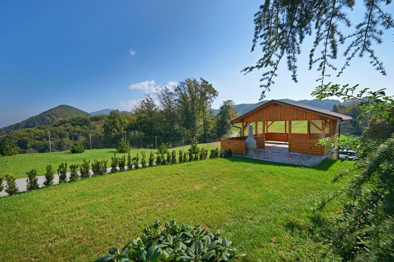 Farmhouse Lipoglav Loce pri Poljcanah Exterior foto